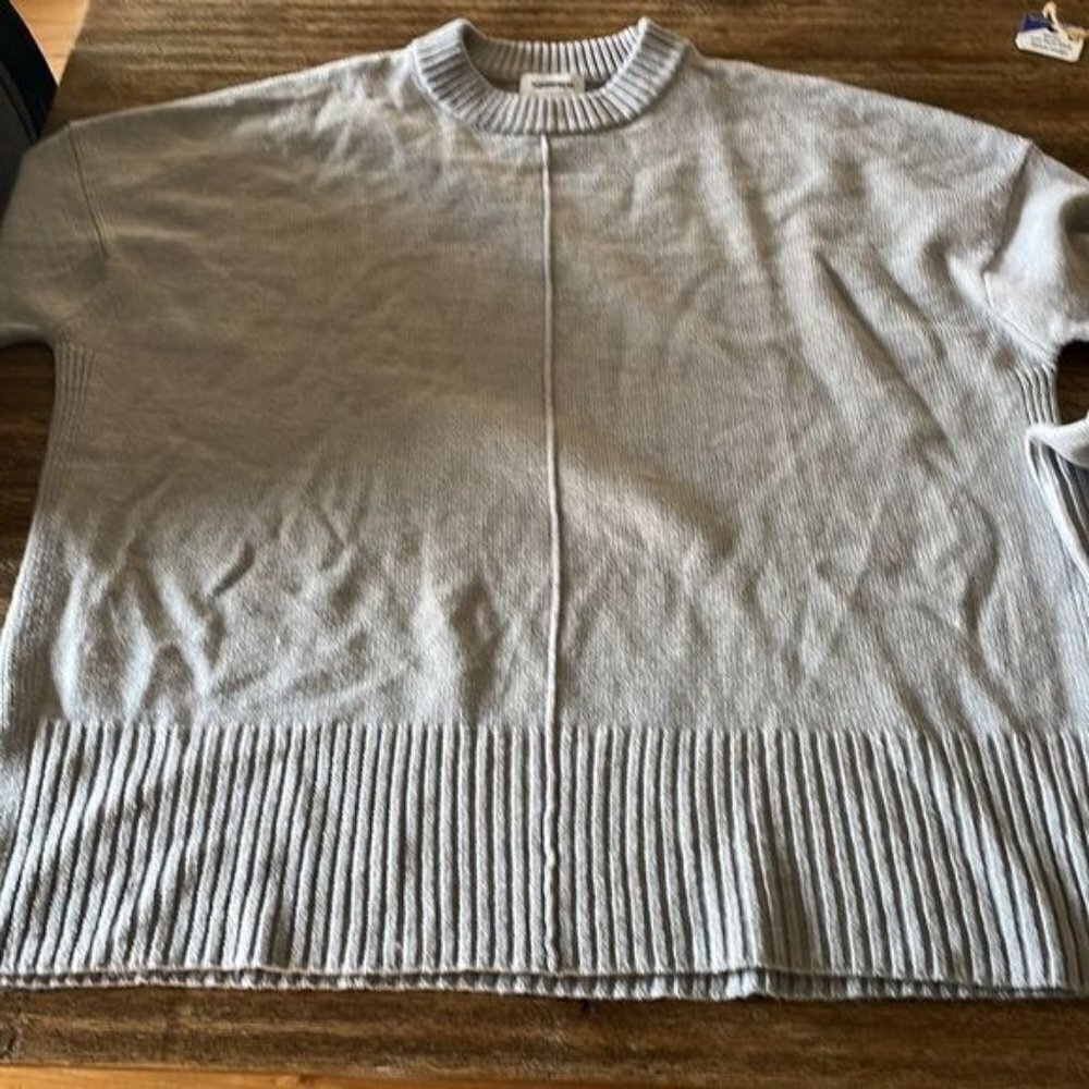 Nwot Nordstrom wide sleeve sweater in grey dark Heather fall winter warm soft - Picture 10 of 12